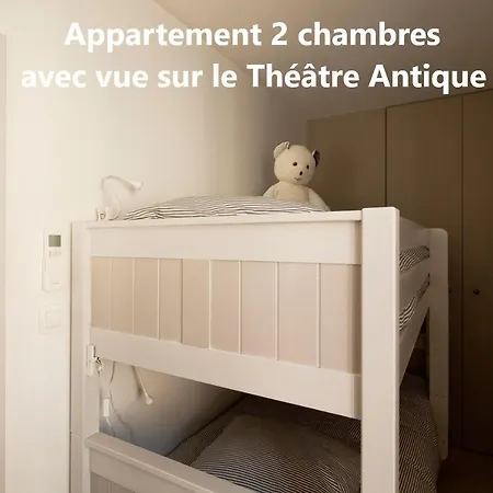 Holiday In Arles -Appartement Du Theatre Antique Exterior photo